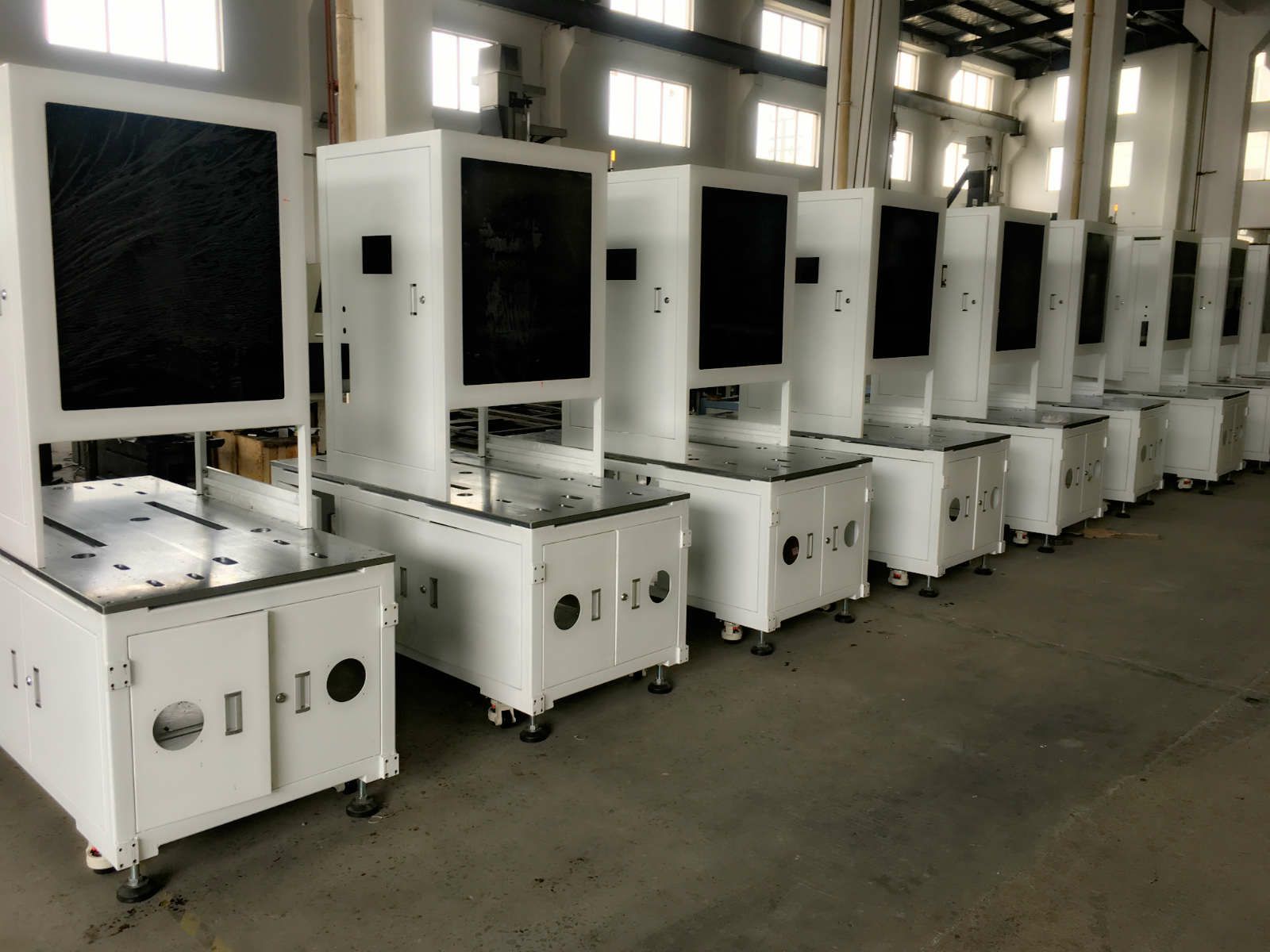 钣金加工成型在工作中应用-南昌龚瑞空气净化器有限公司